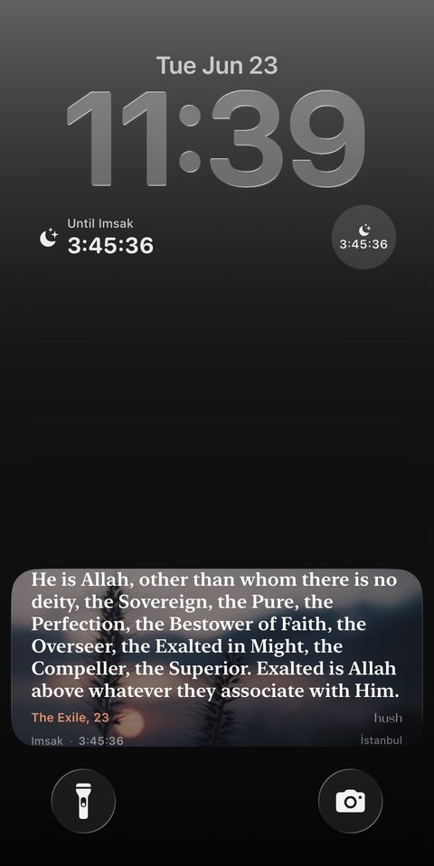 Verse widget on an iPhone lock screen