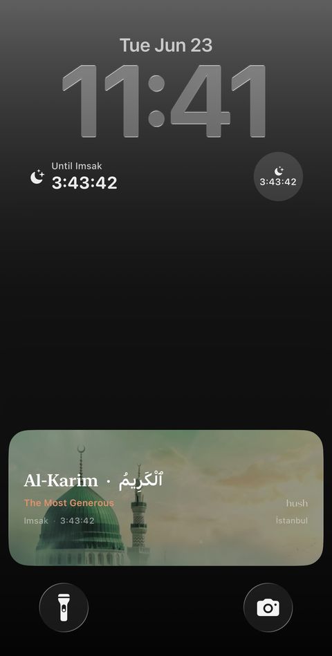 Daily name of Allah widget on the lock screen